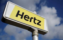 הרץ השכרת רכב