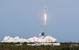 שיגור SpaceX (צילום: רויטרס)