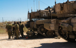 כוננות צה"ל בגבול הצפון לבנון מתיחות חיילים נגמ"שים טנקים (צילום: דובר צה"ל)