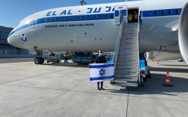 מטוס אל על שיטוס לאבו דאבי