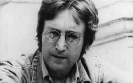ג'ון לנון (צילום: Central Press/Getty Images )