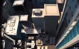 כך נראתה הקפיצה בעיני קופץ הבאנג'י (צילום: צילום מסך מתוך רויטרס)