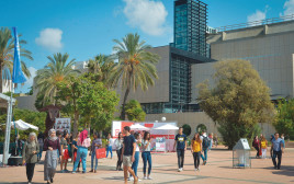אוניברסיטת תל אביב בימים שלפני הקורונה (צילום: פלאש 90)
