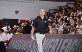 נייט ביורקגרן (צילום: David Dow/NBAE via Getty Images)