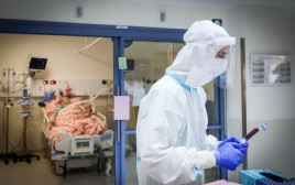 מחלקת קורונה רופא אחות