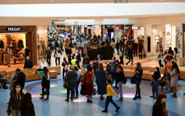 קניון איילון נפתח