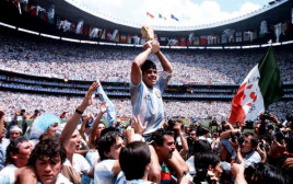 דייגו מראדונה