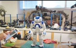 רובוט לגיל השלישי