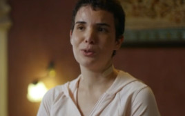 שירה איסקוב בראיון ל"עובדה" (צילום: צילום מסך מאקו, קשת 12)