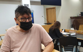שפי פז בדיון בערר על המעצר בביהמ"ש המחוזי (צילום: פעילי החזית לשחרור דרום תל אביב)