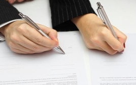חתימת הסכם ממון (צילום: Shutterstock)