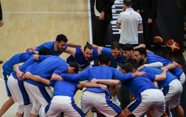 שחקני נבחרת ישראל (צילום: Ivan Terron / Europa Press Sports via Getty Images)
