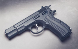 אקדח (צילום: Shutterstock)