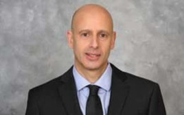 היה מבקר הפנים של "אל על"