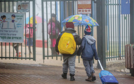 תלמידים בבית הספר