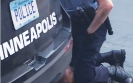אלימות שוטרים בארצות הברית (צילום: צילום מסך)