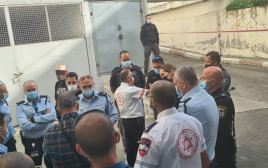 שוטרים בזירת האירוע