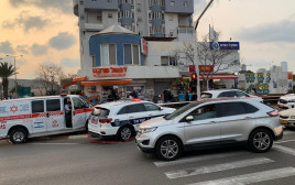 תיעוד מזירת הדקירה בנתניה