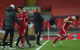 דיוגו ז'וטה, יורגן קלופ, רוברטו פירמינו (צילום: John Powell/Liverpool FC via Getty Images)