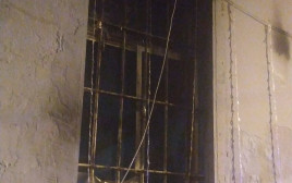 הבית ביפו לתוכו הושלך בקבוק תבערה