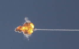 יירוט רקטות בישראל (צילום: REUTERS/Ammar Awad)