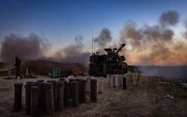כוחות צה"ל בגבול רצועת עזה (צילום: אוליבייה פיטוסי, פלאש 90)