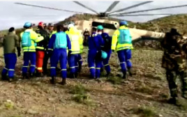  כוחות ההצלה באזור בו קפאו למוות רצי האולטרא-מרתון בסין