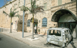 בית המלון השרוף בעכו