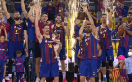 ברצלונה זכתה באליפות (צילום: צילום מסך)