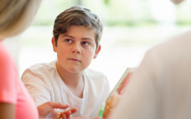 הורים וילדים (צילום: אינגאימג')