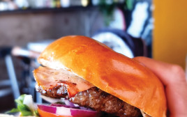 המבורגר ב"סטארלינג"