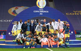 נבחרת קולומביה (צילום: Andressa Anholete/Getty Images)