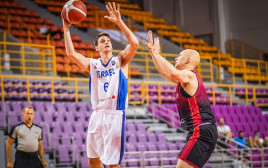 רועי פריצקי (צילום: FIBA.COM)