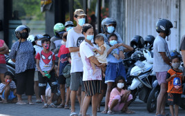 קורונה באינדונזיה (צילום: Antara Foto/Fikri Yusuf/via Reuter)