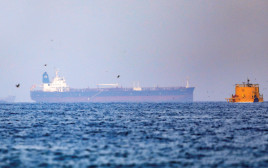 מכלית ישראלית מול חופי עומאן (צילום: רויטרס)