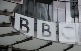 בניין ה-BBC (צילום: REUTERS/Toby Melville)