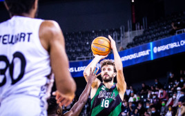 דוגוס אוזדמירוגלו (צילום: באדיבות FIBA, אתר ליגת האלופות)