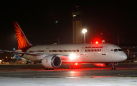 מטוס של חברת אייר אינדיה, אילוסטרציה (צילום: Getty images)