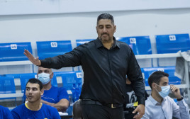 מאמן מכבי אשדוד עופר רחימי (צילום: לירון מולדובן)