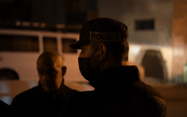 מעצרים, אילוסטרציה (צילום: דוברות המשטרה)