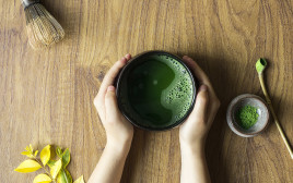 הכירו את המאצ'ה. 100% אבקת תה ירוק יפני מסורתי (צילום: יחצ חול)