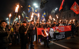 מצעד פעילי ימין קיצוני בקייב, אוקראינה (צילום: SERGEI SUPINSKY/AFP via Getty Images)