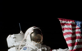 האסטרונאוט האמריקאי יוג'ין סרנן האדם האחרון שדרך על הירח, 17 בינואר 2017 (צילום: AP)