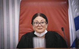 נשיאת בית המשפט העליון, אסתר חיות (צילום: יונתן זינדל פלאש 90)