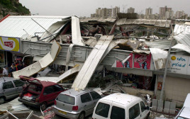 הפיגוע במסעדת מצה, חיפה, 2002 (צילום: רויטרס)