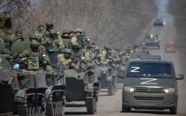 כוחות רוסים במריופול, אוקראינה (צילום: רויטרס)