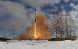 ניסוי בטיל בליסטי רוסי (צילום: Russian Defence Ministry/Handout via REUTERS)