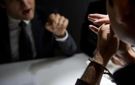 עורך דין פלילי ייתן את הדגשים שיקלו ויסייעו בהמשך  (צילום: Shutterstock)
