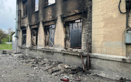 בית ספר באוקראינה שנפגע מתקיפה רוסית (צילום: רויטרס)