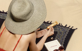משקפי שמש, כובע וקרם הגנה. מאסט. צילום באדיבות ליראק פריז (צילום: אסף לוי)